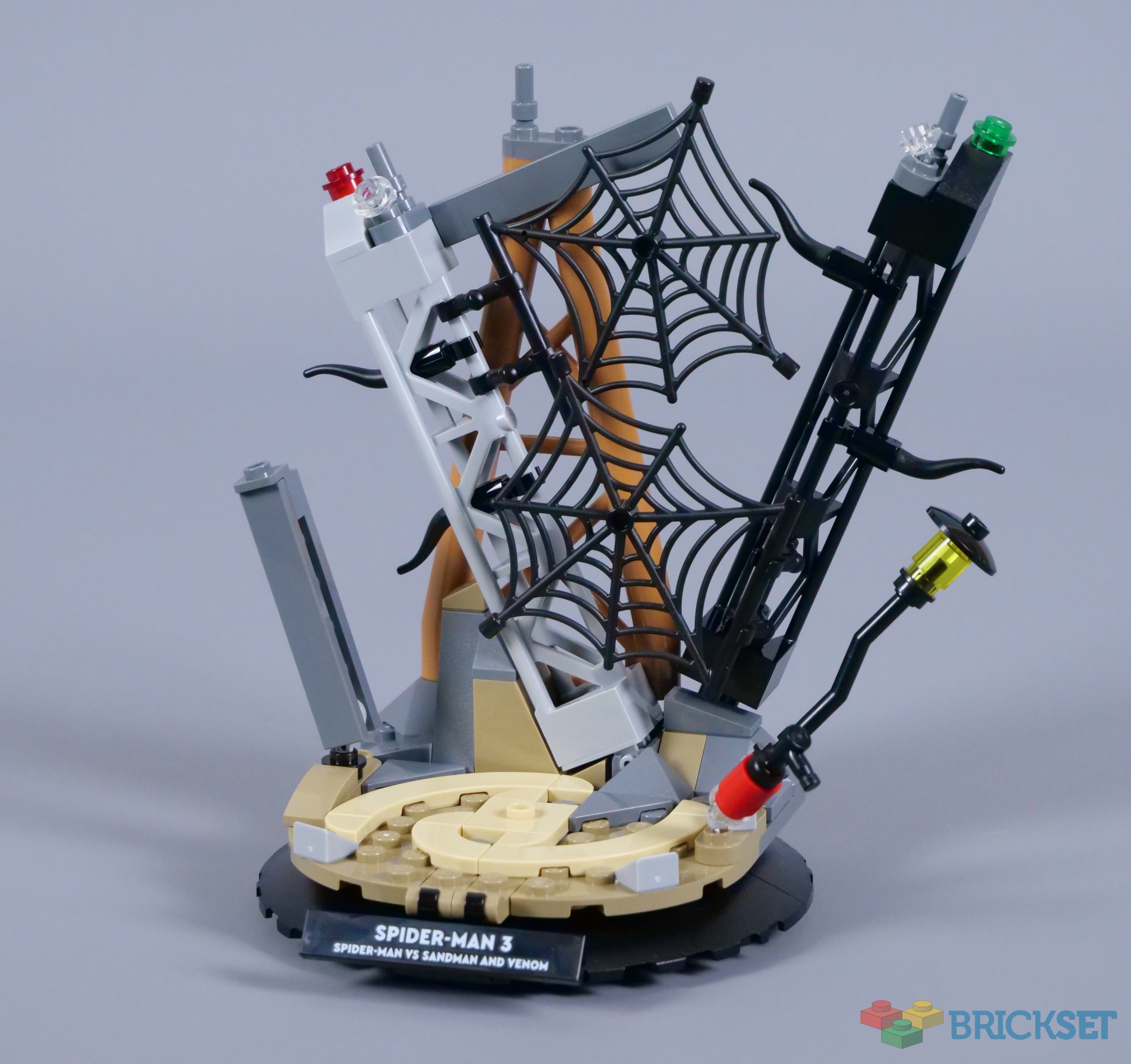 LEGO Marvel Super Heroes 76334 Epic Battle: Spider-Man vs. Sandman
